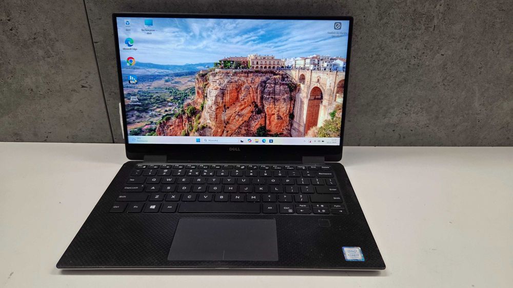 OBRACANY DELL XPS 13 9365 i7 7-Gen ram 16GB 256SSD Dotyk FHD Tablet