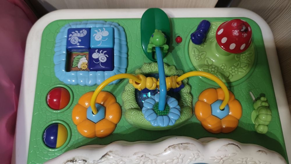 Игровой столик Chicco