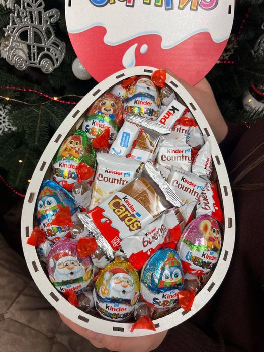 Подарунковий бокс Кіндер подарунок на 14 лютого 8 березня