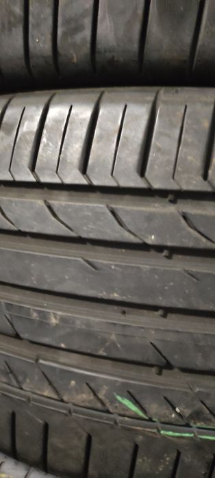 Pneus 295/40/21  continental semi novos