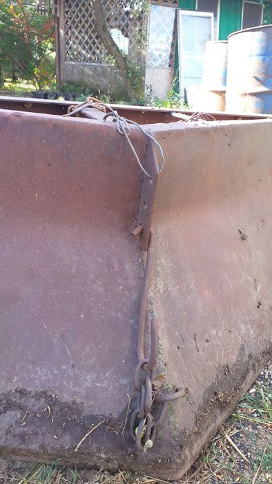 Pług do śniegu i kretowisk .