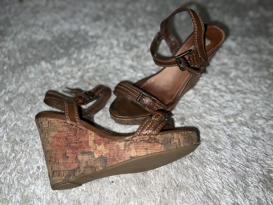 Босоножки. Зручні