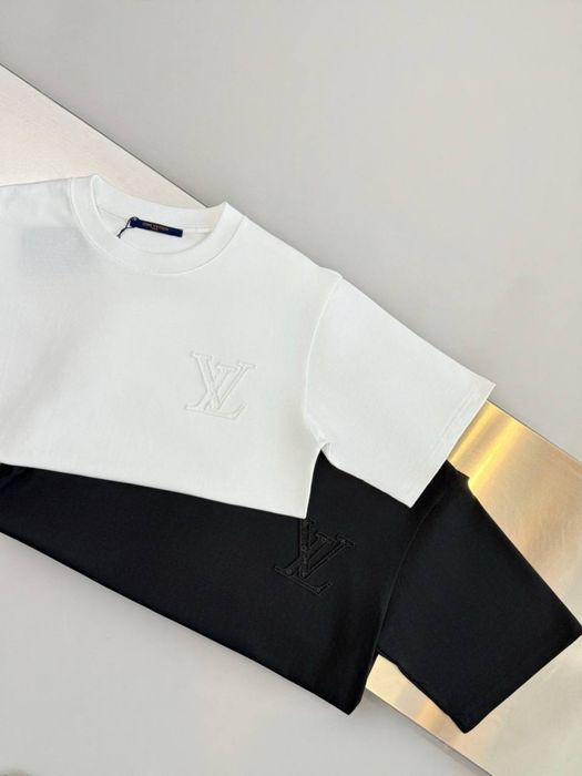 Футболка Louis Vuitton чоловіча LV S M L XL чорна біла