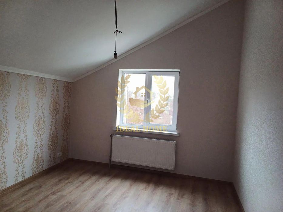 Продам дуплекс в с. Гатне