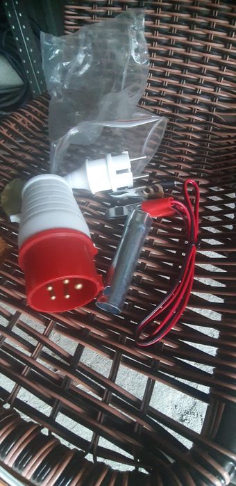 Wtyczka siłowa do agregatu