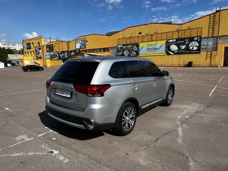 Продаж Mitsubishi Outlander 3 | 2018 | 2.4L