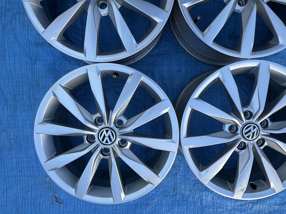 Felgi aluminiowe 17 5x112 Volkswagen  Golf Touran Caddy Passat Jetta