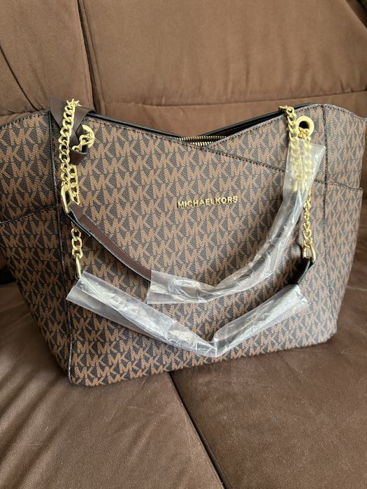 Torebka Michael Kors – shopper / tote (monogram MK)
