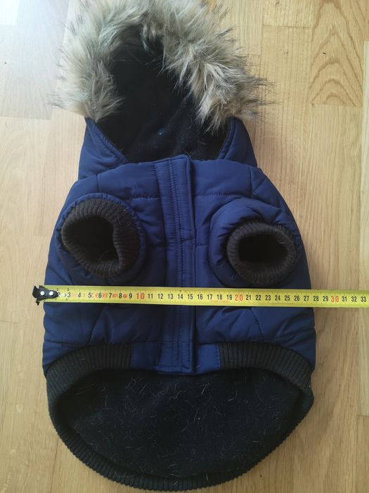 Для собачки одежда.