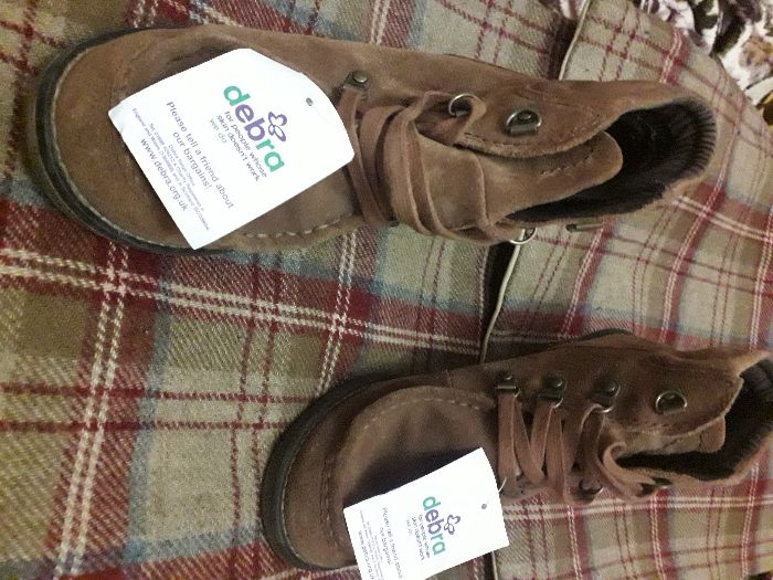 Продам debra обувь замшевая женская Осень-Весна