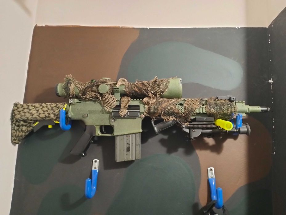 Réplica de airsoft SR25 A&K