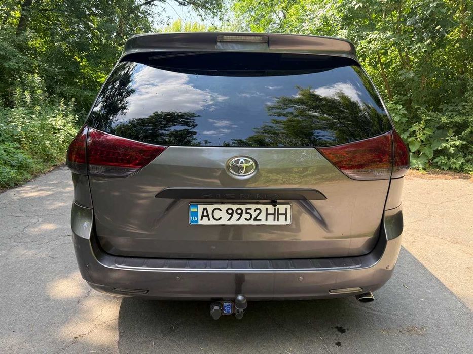 Toyota Sienna 2010 VIN 5TDKA3DC0BS003993 фото оголошення 5 з 16