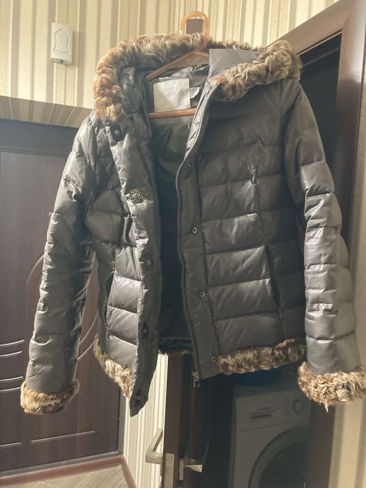 Пуховик Италия размер м