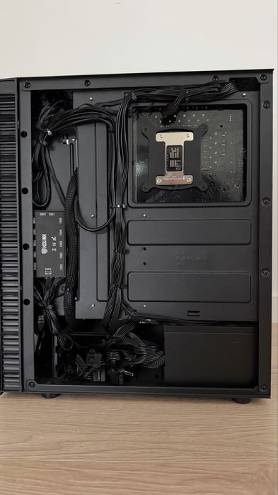 PC Gaming i7 13700KF | MSI RTX 3070Ti | 32GB RAM | 1TB64585880886787123