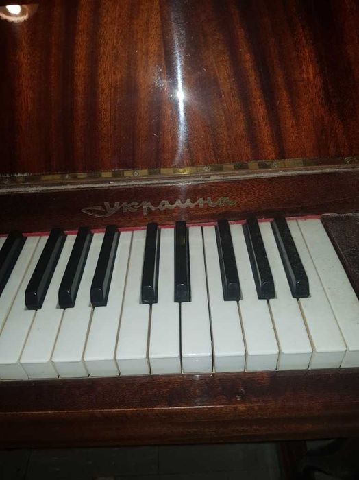 Pianino "Ukraina" bardzo dobry stan