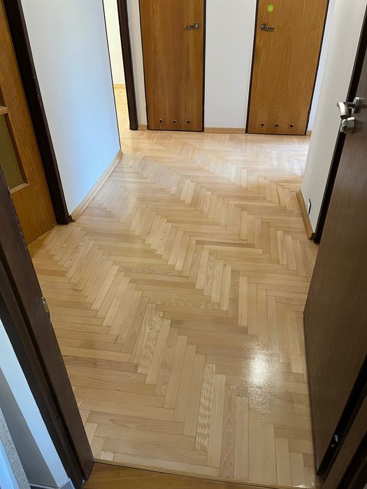 Cyklinowanie parkietu bezpyłowo, renowacja, regeneracja schodów