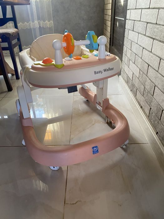 Дитячі ходунки Baby Walker 2в1 – у відмінному стані