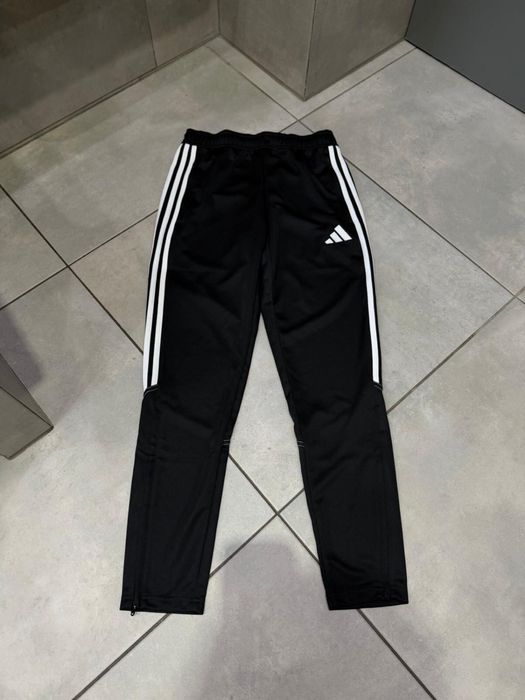 Spodnie dresowe Adidas rozmiar S