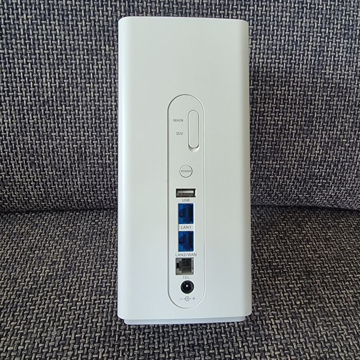 Huawei B618s router LTE+ cat11 600 Mbps 4G+ bez simlocka modem do TV