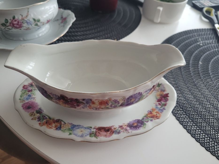 Sosjeka z kwiatami, piękne kolory