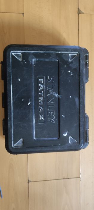 Furadeira a bateria Stanley Fatmax