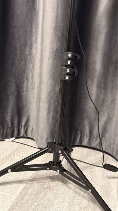 Штатив 1.1 метра