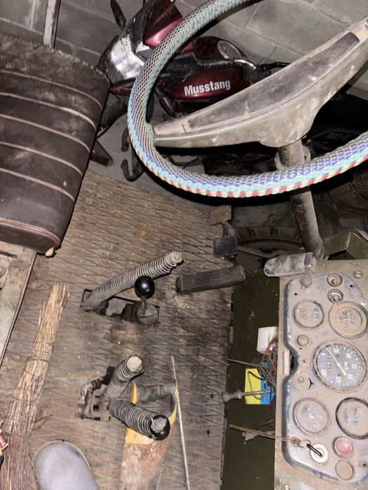 Продам трактор хаб