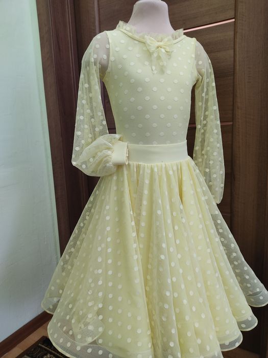 Плаття для бальних танців