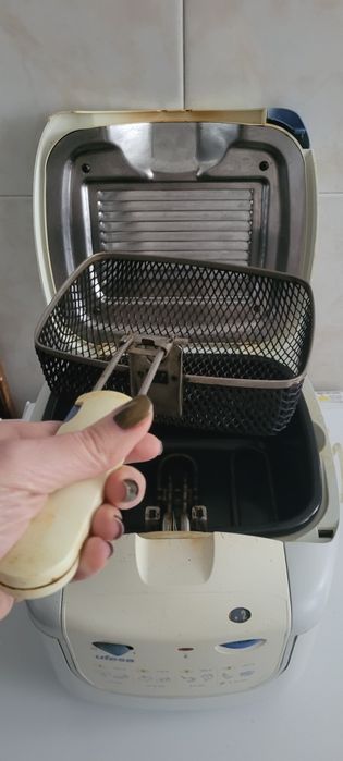 Fritadeira eléctrica Ufesa