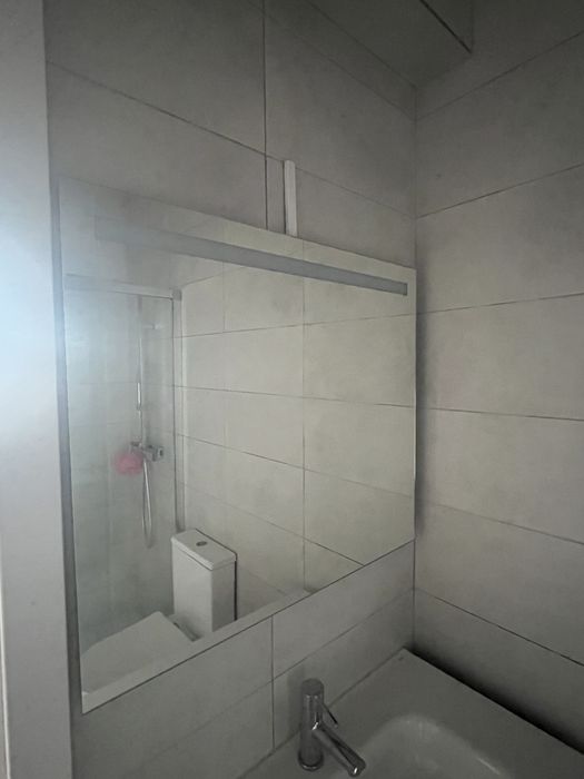 Conjunto WC 80cm— Móvel suspenso 2 gavetas + lavatório + torneira + espelho c/ luz