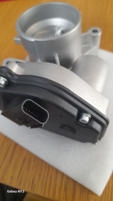 Przepustnica Pierburg do Ford,Volvo 7.03703.74.0