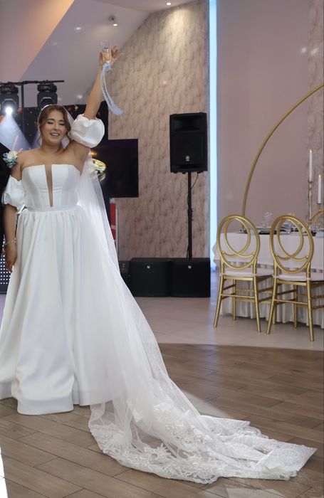 Suknia Ślubna Gorsetowa