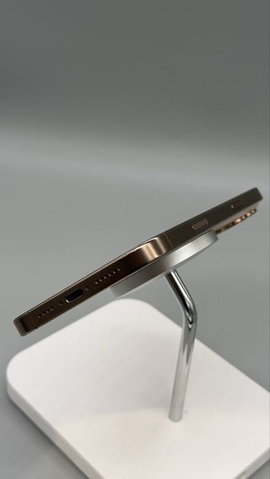 Б/у iPhone 16 Pro Max Desert Titanium 256/512/1tb