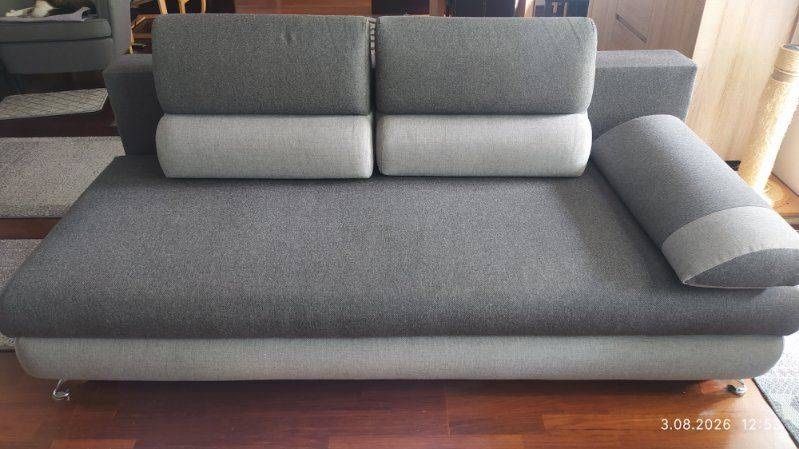 Sofa z funkcją spania i pojemnikiem
