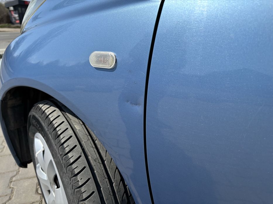 Nissan micra 2008 року 1,2 автомат