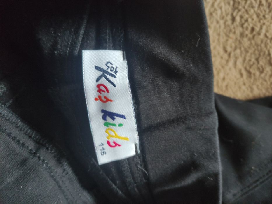 Нові чорні штани