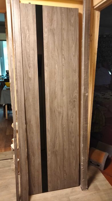 Дверное полотно полный комплект с коробкой и откосами