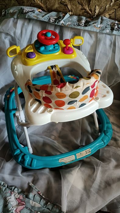 Продам  ходунки Bambi.