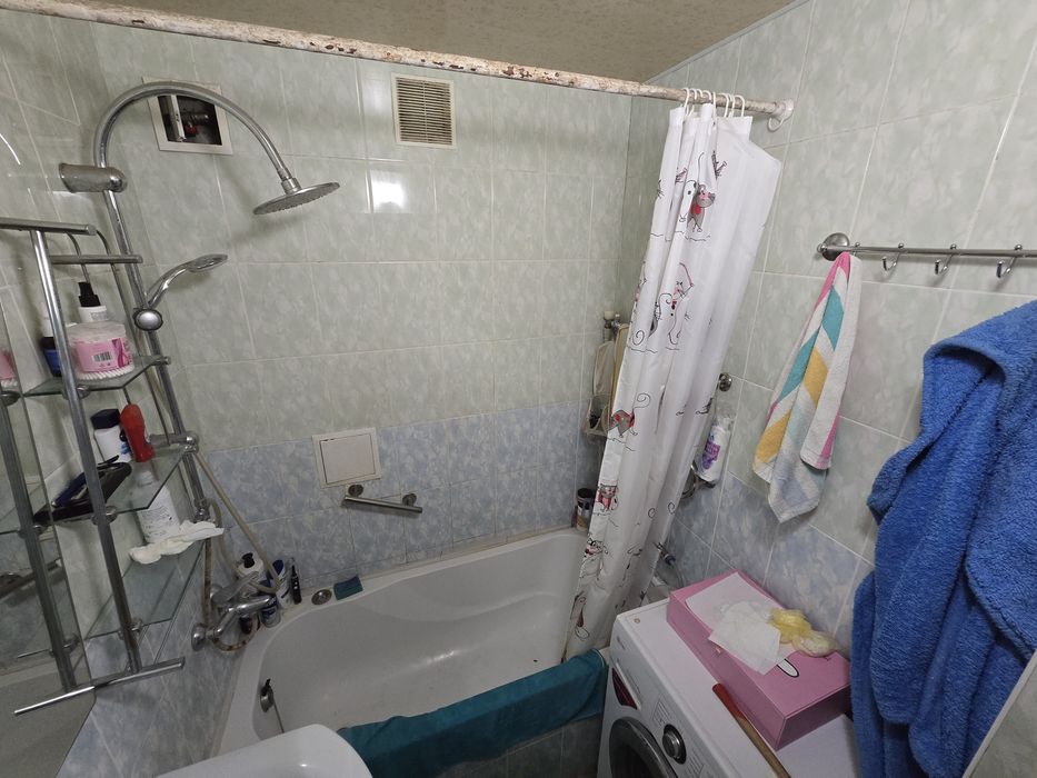 Нагорка.3к квартира(72,7 м.кв.), цегляний будинок, автономне опалення