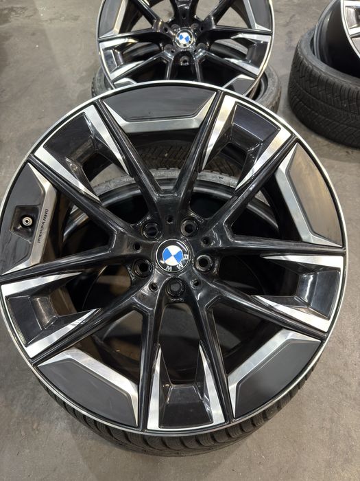 Диски BMW G30 r20 різноширокі