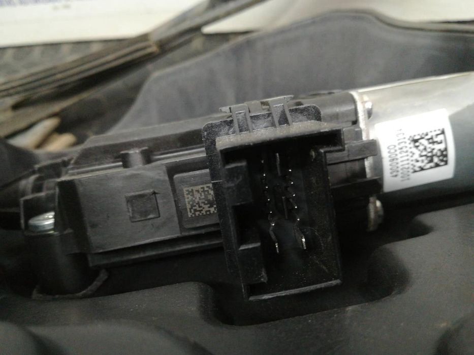 ELEVADOR DE VIDRO FRONTAL ESQUERDO SEAT IBIZA IV SPORTCOUPE 2010 -6J3837401E