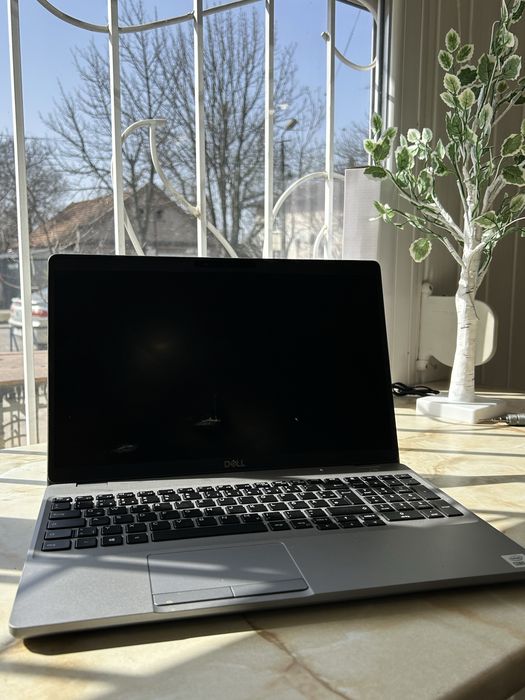 Мощный ноутбук Dell 5510 I5 10310U | 8GB DDR4 | 256GB M2