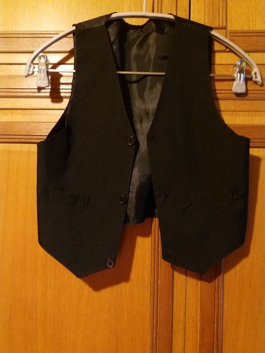 Zestaw trzy częściowy garnitur chłopięcy 128-134cm 9/lat