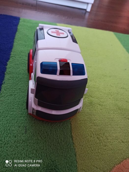 Samochód karetka, ambulans