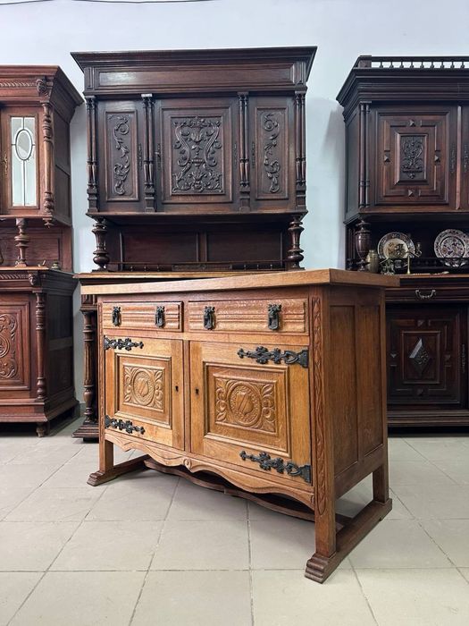 Різьблена тумба комод дерево з кованими елементами 4122