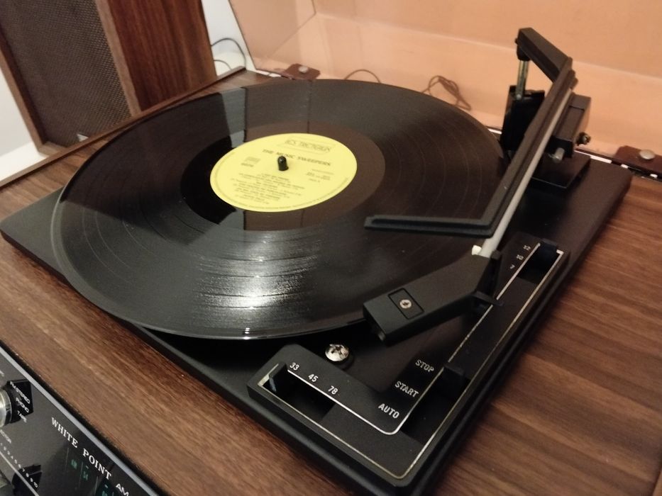 Radio Girasiscos Vintage, White Point Model 4588