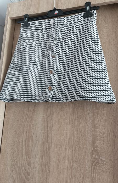Trapezowa spódniczka krateczka elegancka M guzki