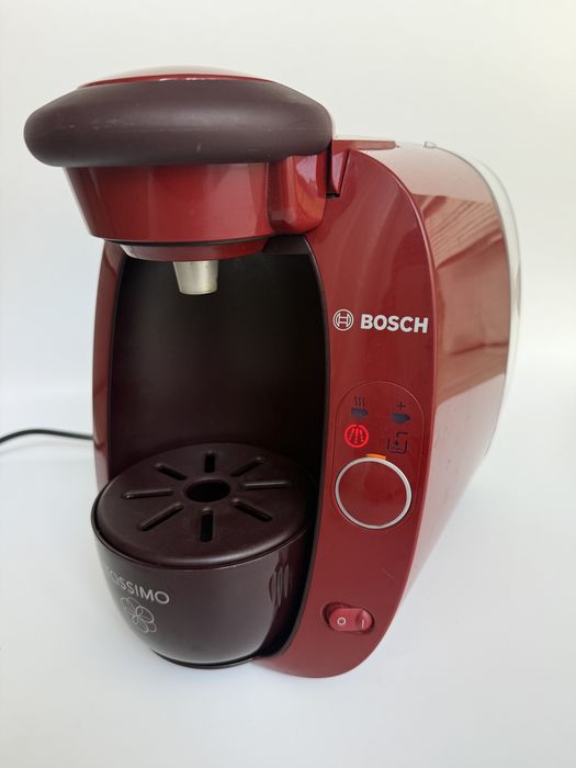Кавоварка Bosh Tassimo