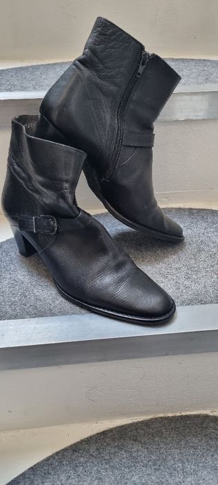 Botki skórzane czarne