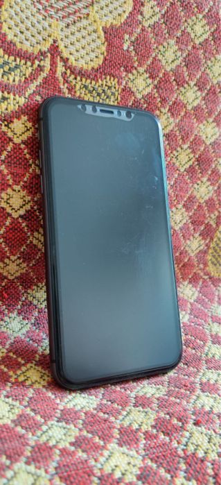 Телефон Iphone 11